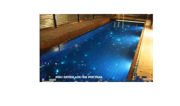 Piso estrelado em piscina