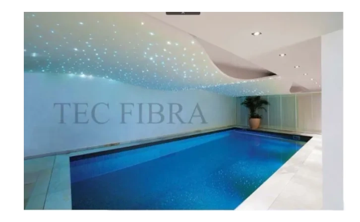 TEC FIBRA - Piscina indoor iluminada